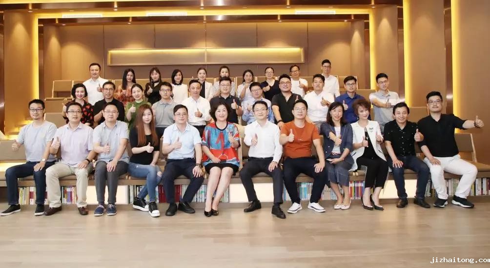 深商蜂窝媒 | “重新定义”营销战场的边界