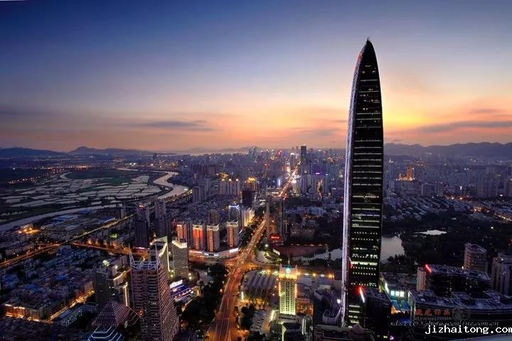 南海东风起，英雄踏浪来！深商诚邀海内外名企赴鹏城大展宏图！